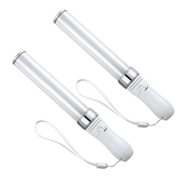 Šviečianti LED lazdelė R-025 – balta